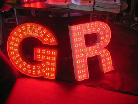 务川LED发光字常见的安装误区。